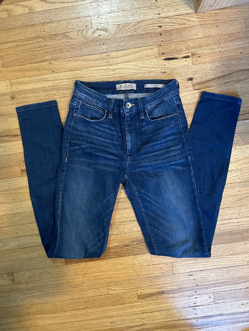 Guess Skinny Jeans | size 24